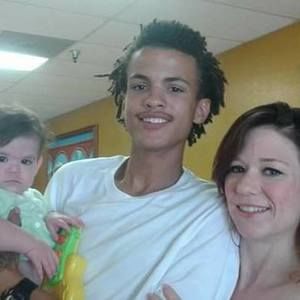 Meet your Posher, Niki